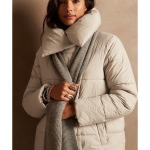 NWT Banana Republic Funnel-Neck Puffer Coat